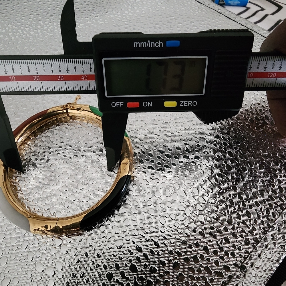 14k Gold Multicolor Jade Bangle - Picture 9 of 15